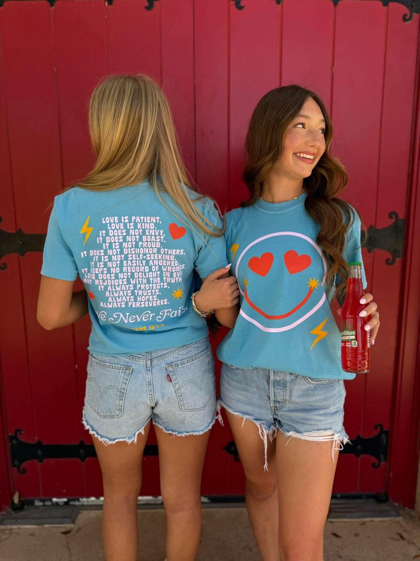 🩵 Love is Patient 🩵 Tshirt