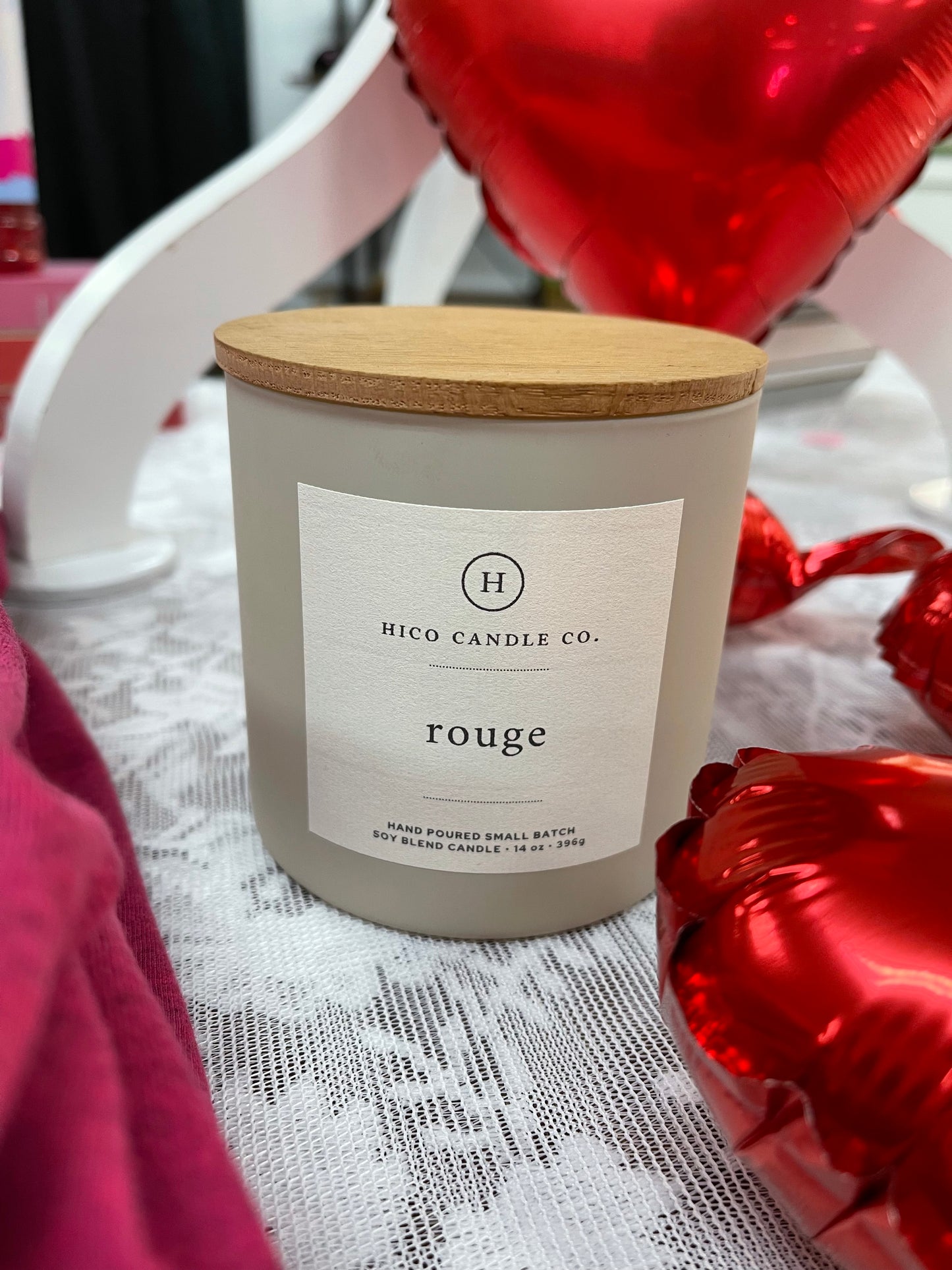 Rouge Candle