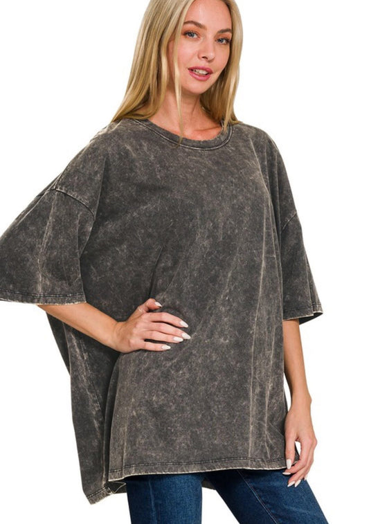 Acid washed oversized tees - Basics