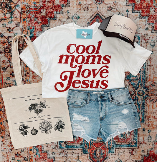 ♥️ Cool Moms Love Jesus ♥️ Tshirt