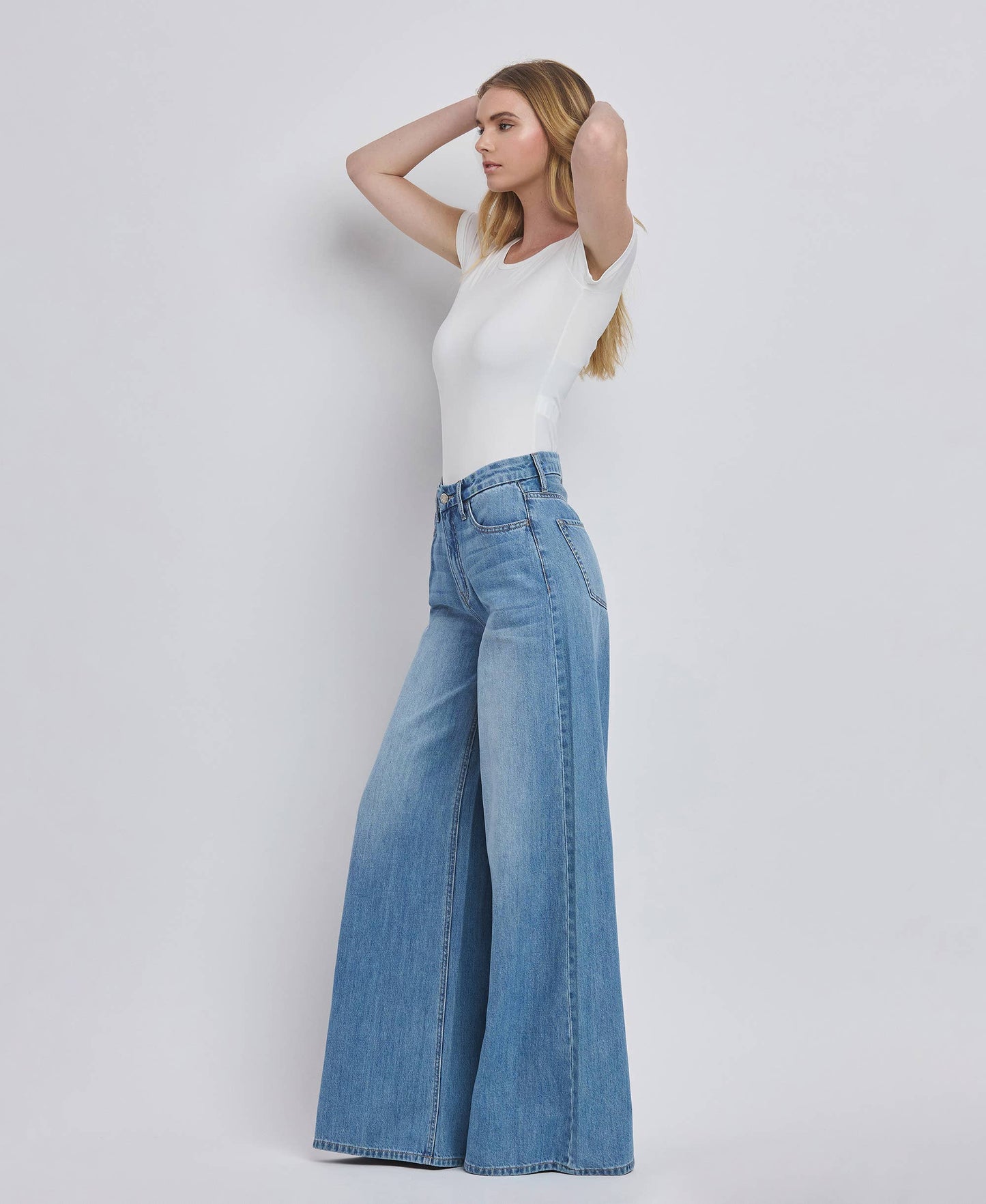 KUDOS SUPER HIGH RISE WIDE LEG JEANS
