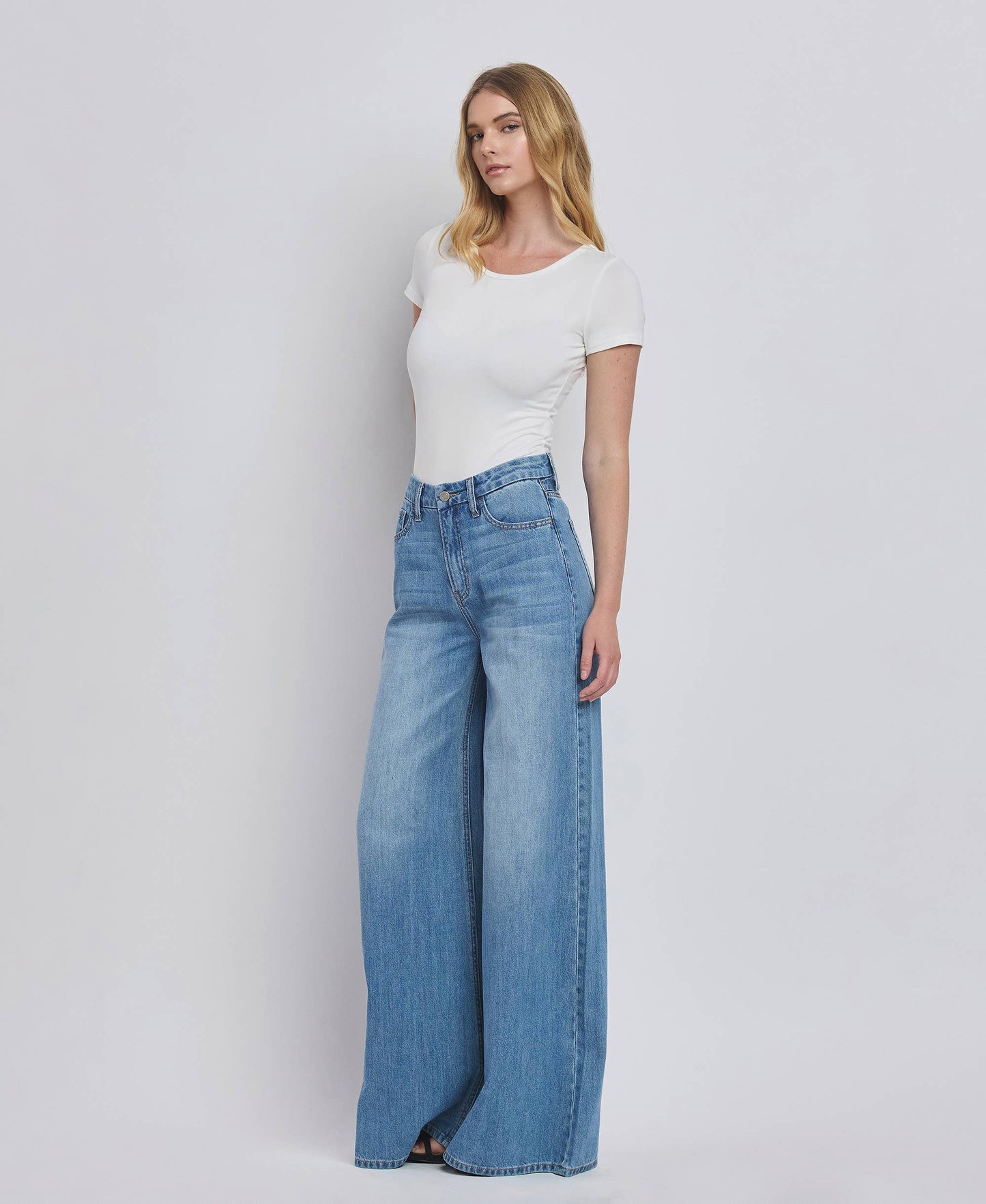KUDOS SUPER HIGH RISE WIDE LEG JEANS